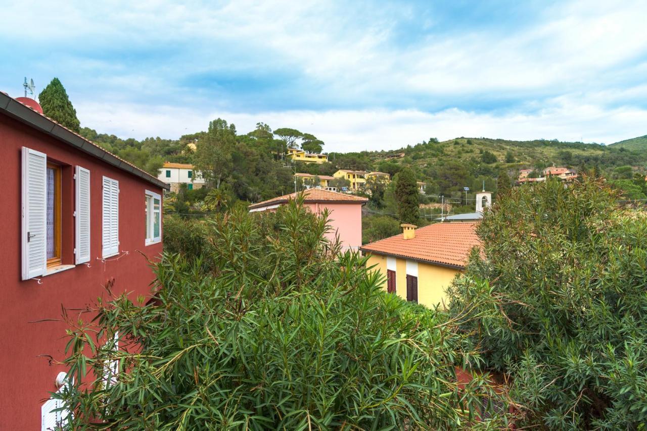 Appartamenti La Baia Lido Portoferraio Buitenkant foto